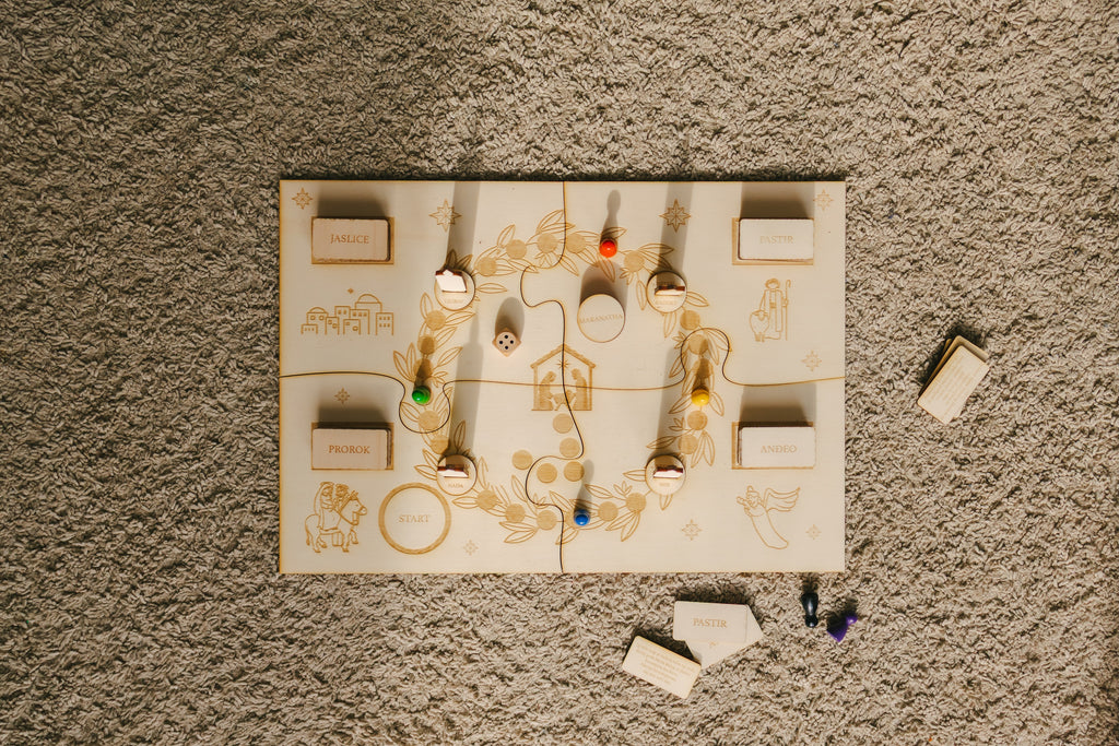 Put do jaslica, adventska društvena igra