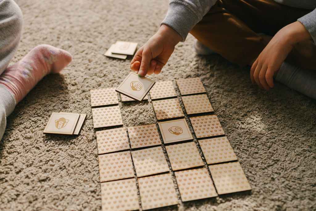 Sv. Nikola igra memorije