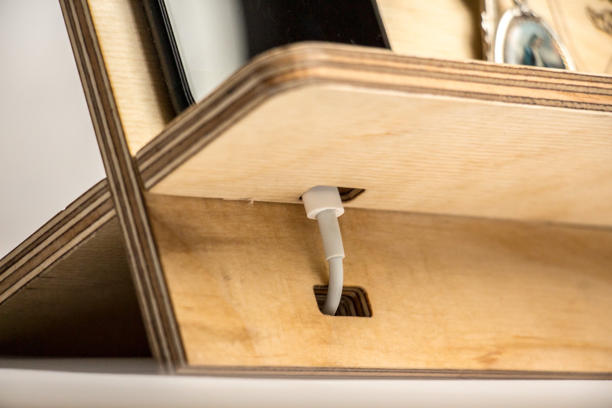 Stolni organizator za muškarce